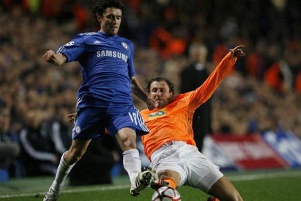 El APOEL de Chipre tenía la difícil misión de ganar en el campo del Chelsea.