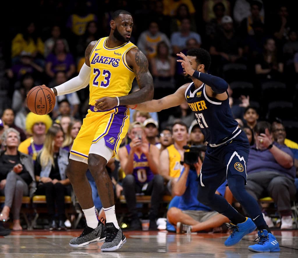 El próximo martes 2 de octubre se va a generar el debut de LeBron en el Staples Center, su nueva casa, cuando los Lakers se vuelvan a enfrentar a los Nuggets en el segundo duelo de pretemporada.
