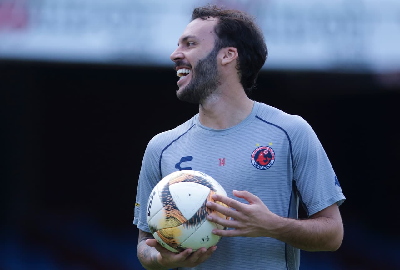 Los Tiburones Rojos de Veracruz trabajan duro en su pretemporada con miras a alejarse del descenso y sobresalir en el Apertura 2019 con la idea de afianzarse en la Liga MX.