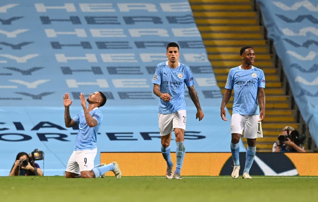 Manchester City terminó la fase de grupos invicto en primer lugar y despachó al Real Madrid (4-2) en los octavos de final.