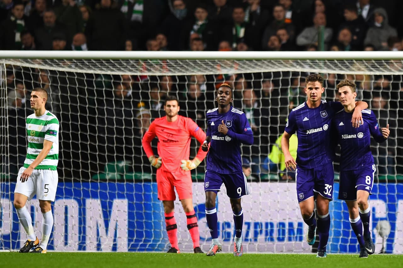Anderlecht se impuso de visitante 1-0 al Celtic en Escocia, en el otro partido del Grupo B, con lo que ambos equipos cerraron su participación en esta edición de la Champions.