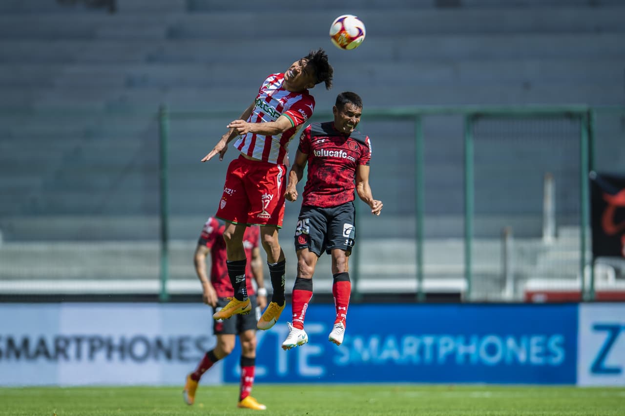 Toluca se impone ante Necaxa 2-0 , durante la tercera jornada del Torneo Guard1anes de la Liga MX. Michael Estrada, de penal, logró hacer el primer tanto, mientras que Joao Plata, de último minuto, anotó el gol que aseguró la victoria de los 'Diablos Rojos' en casa.