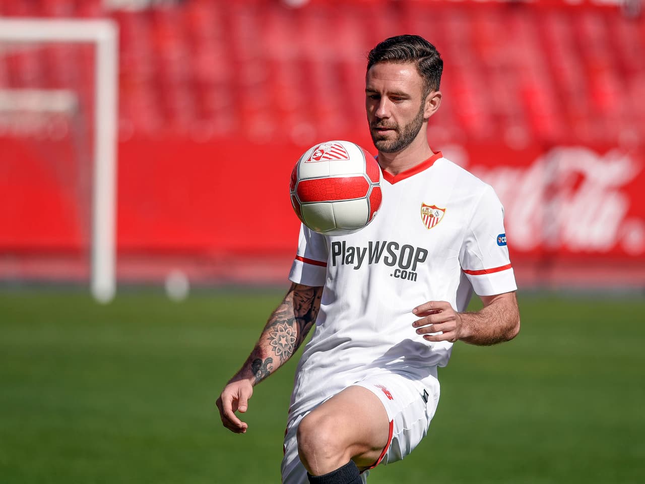 <b>Sábado 3 de febrero - Eibar vs. Sevilla: </b>Miguel Layún ya fue convocado por Vincenzo Montella para el duelo de Copa del Rey, por lo que podría repetir en este de La Liga. ¿Jugará sus primeros minutos?