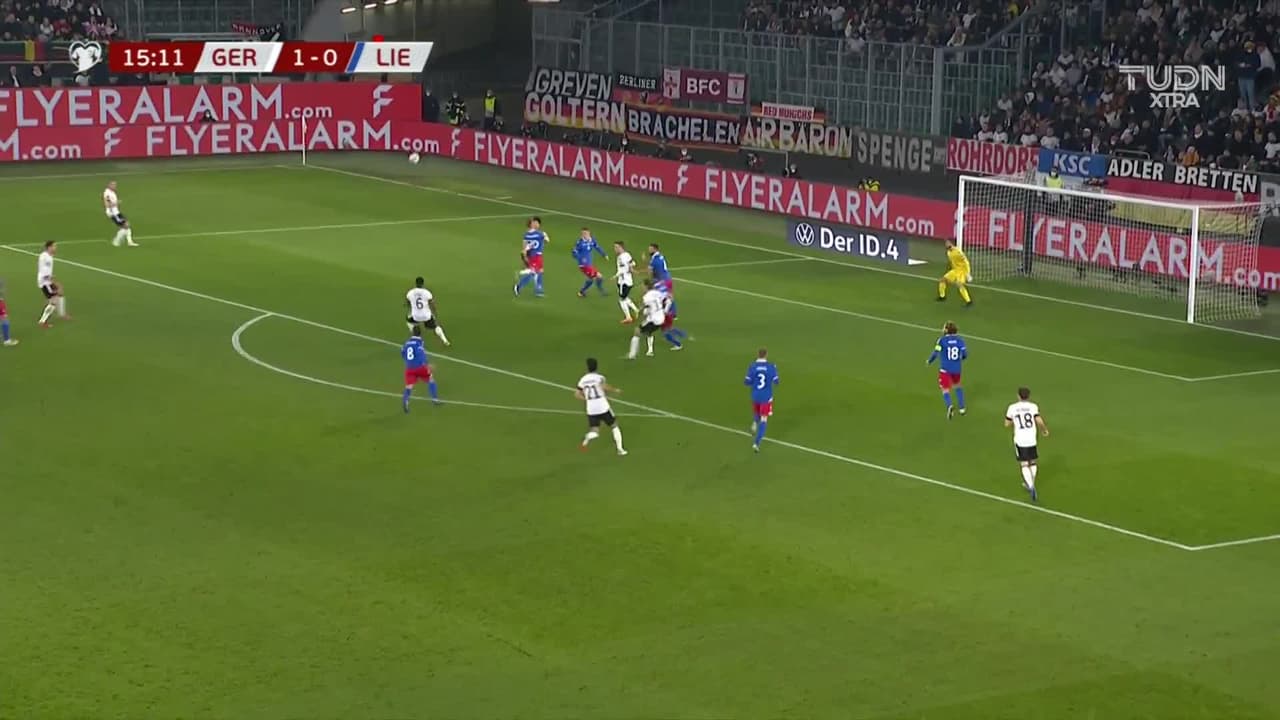 ¡TIRO ATAJADO! disparo por Ridle Baku.