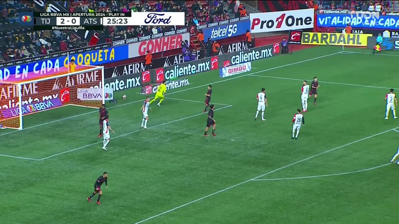 ¡TIRO ATAJADO! disparo por Diego Barbosa.