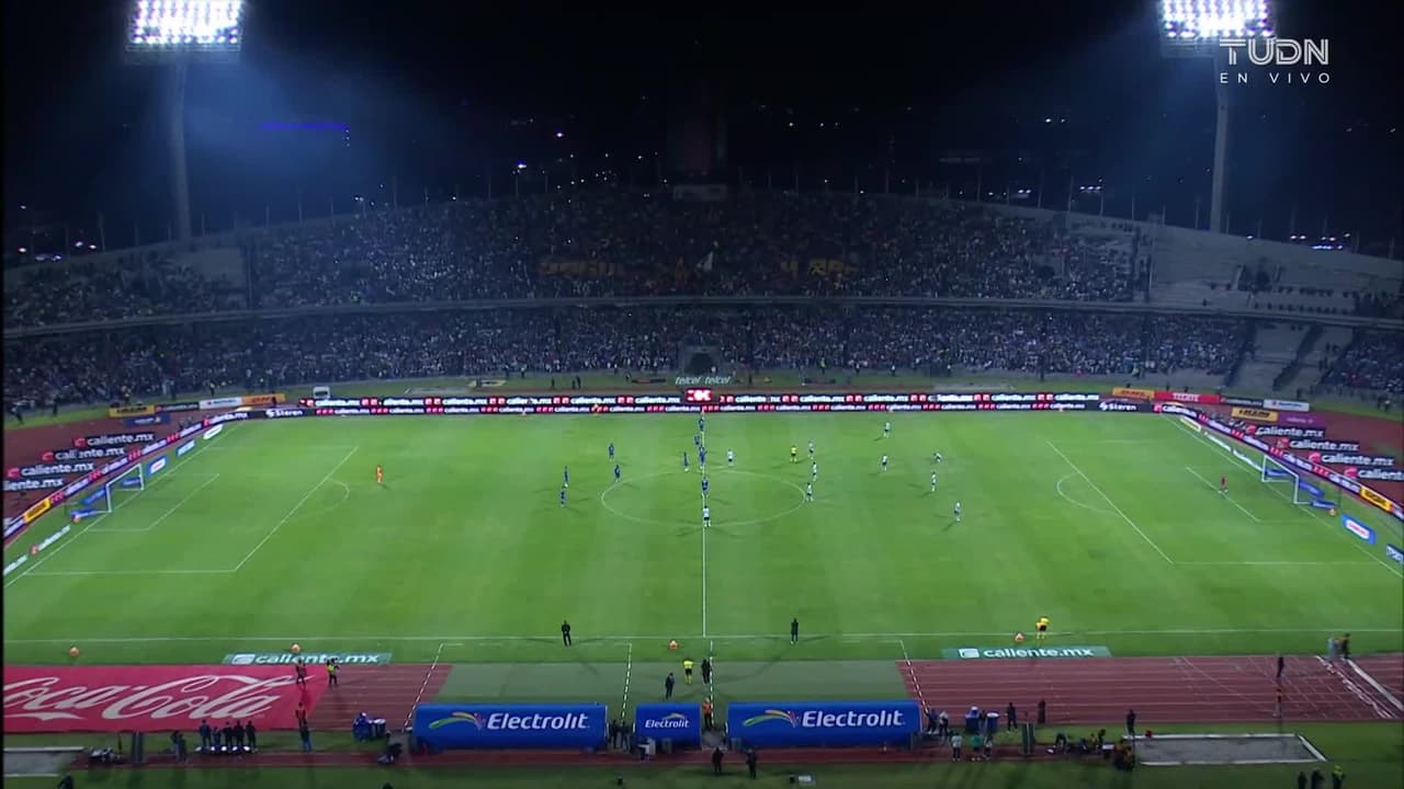 ¡Arranca el juego! Pumas UNAM vs. Cruz Azul, en directo aquí