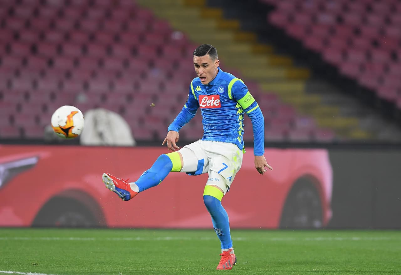 La temporada pasada, Callejón jugó prácticamente todo; disputó 47 partidos y ahora podrá rotar con Chucky que tiene argumentos para ganarse el puesto.