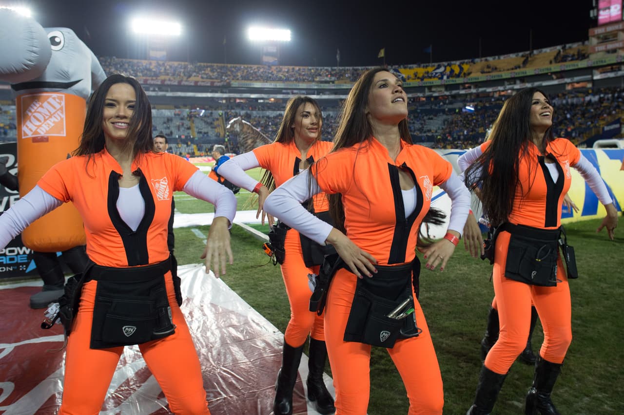 La belleza de las porristas en la fecha 17