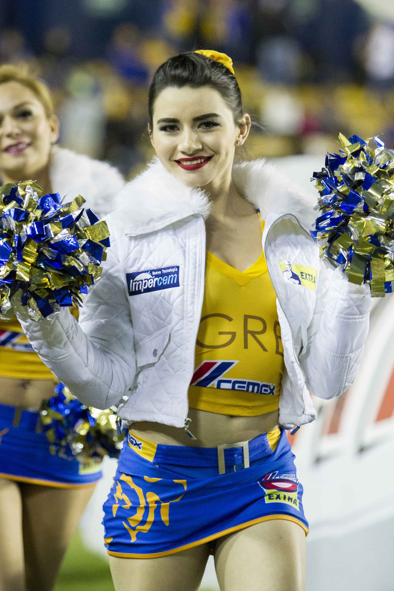 La belleza de las porristas en la fecha 17