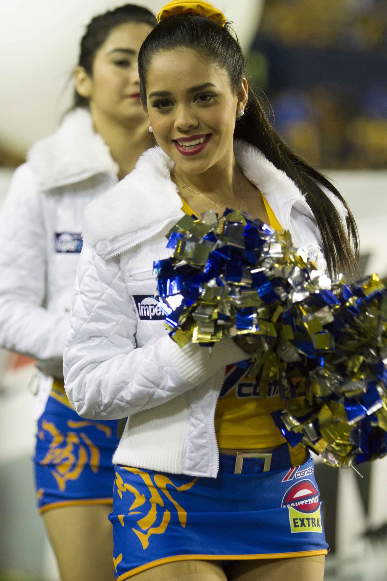 La belleza de las porristas en la fecha 17