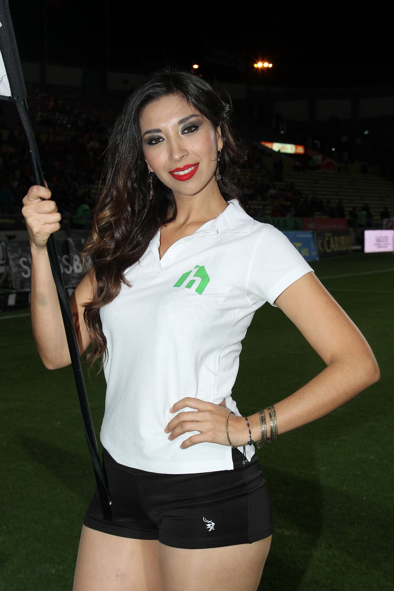 La belleza de las porristas en la fecha 17