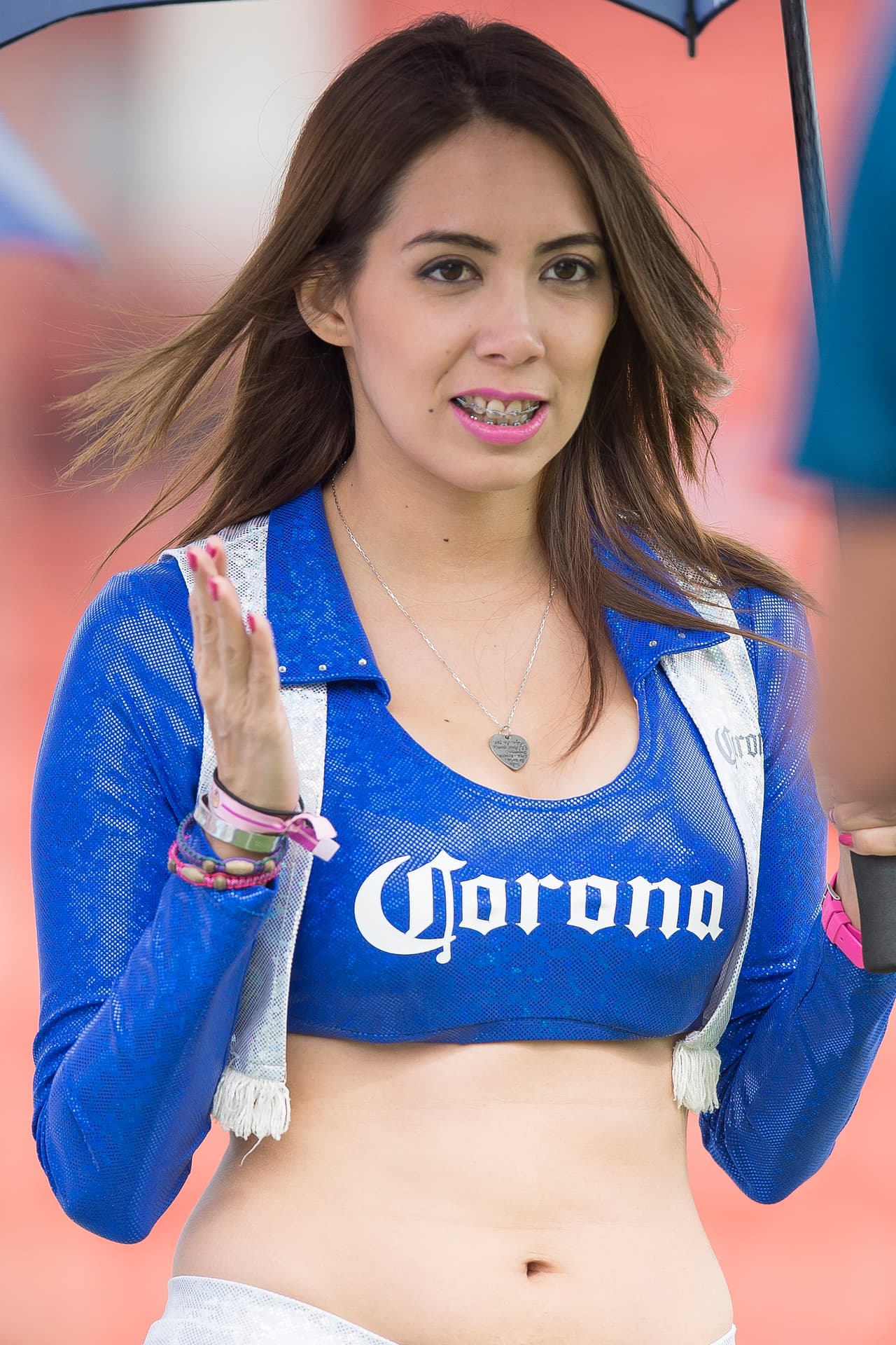 La belleza de las porristas en la fecha 17