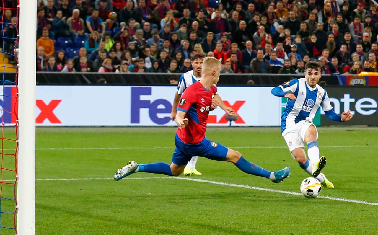 Con goles de Wu Lei y Víctor Campuzano, el Espanyol le pegó al CSKA Moscow.