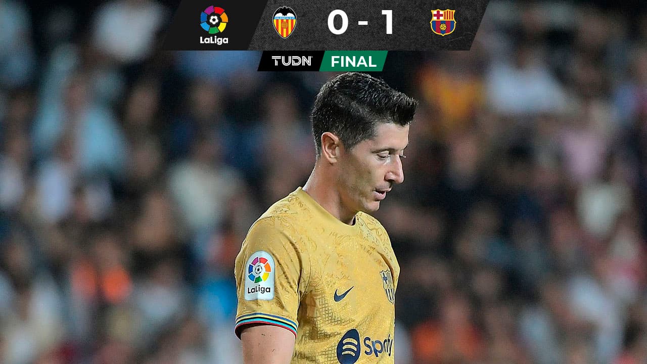 Robert Lewandowski le da triunfo agónico al Barcelona ante el Valencia que pierde a Cavani 