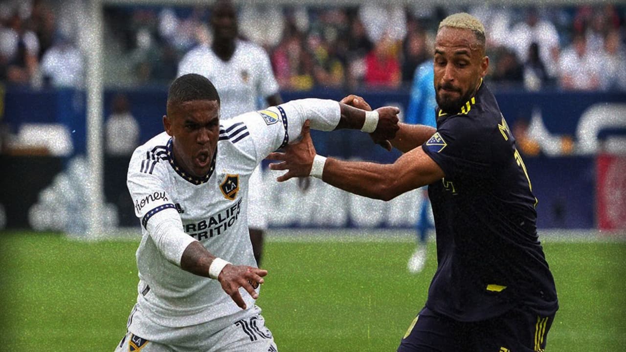 LA Galaxy venció a Nashville 1-0 en Cuartos de Final con gol de Julián Araujo; a Chicharito le anularon un gol.