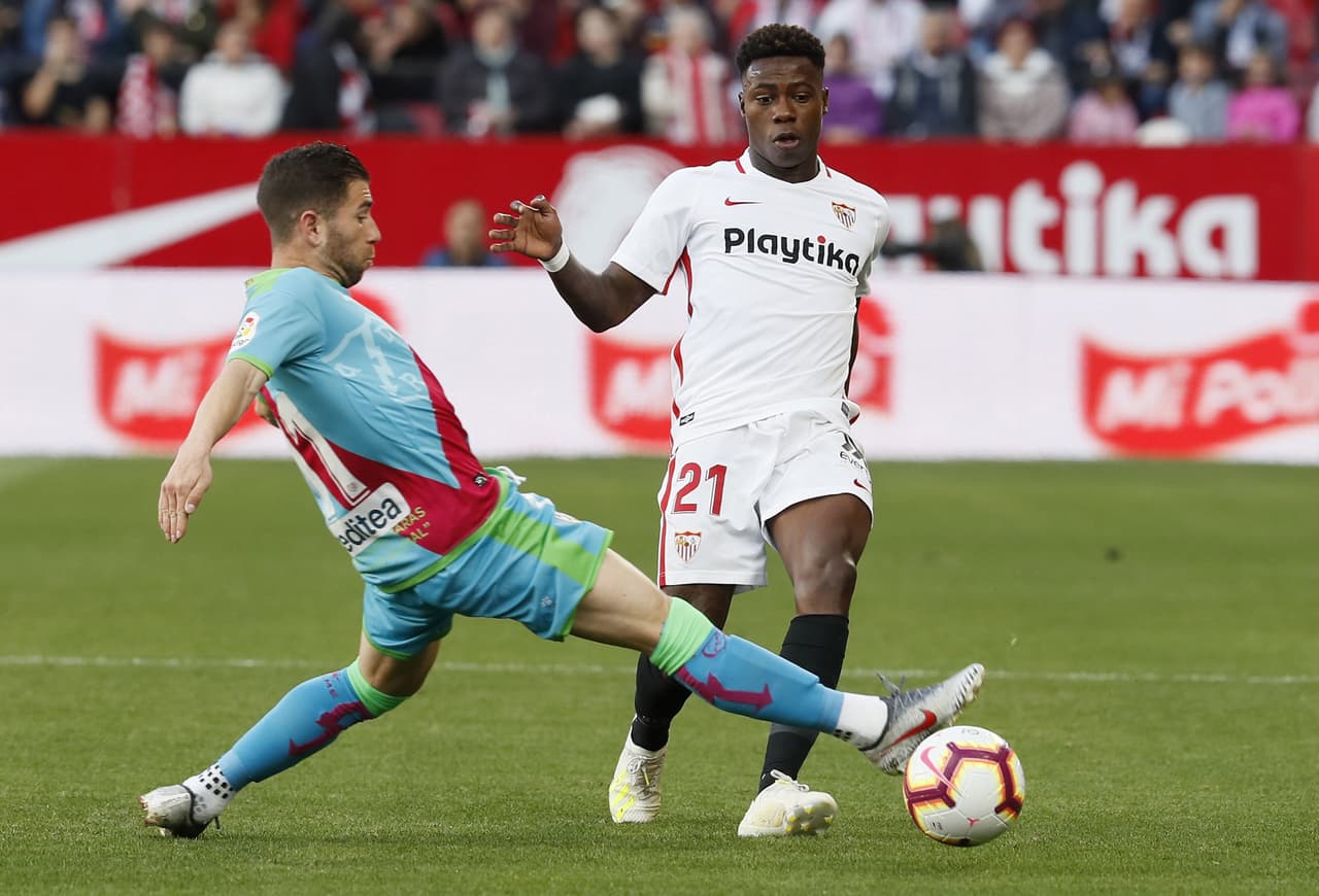 Sevilla goleó 5-0 a Rayo Vallecano en la Jornada 34 de la Liga de España y se acerca a la Champions League, con cinco tantos en el segundo tiempo que resignan al descenso cada vez más a su rival de turno.