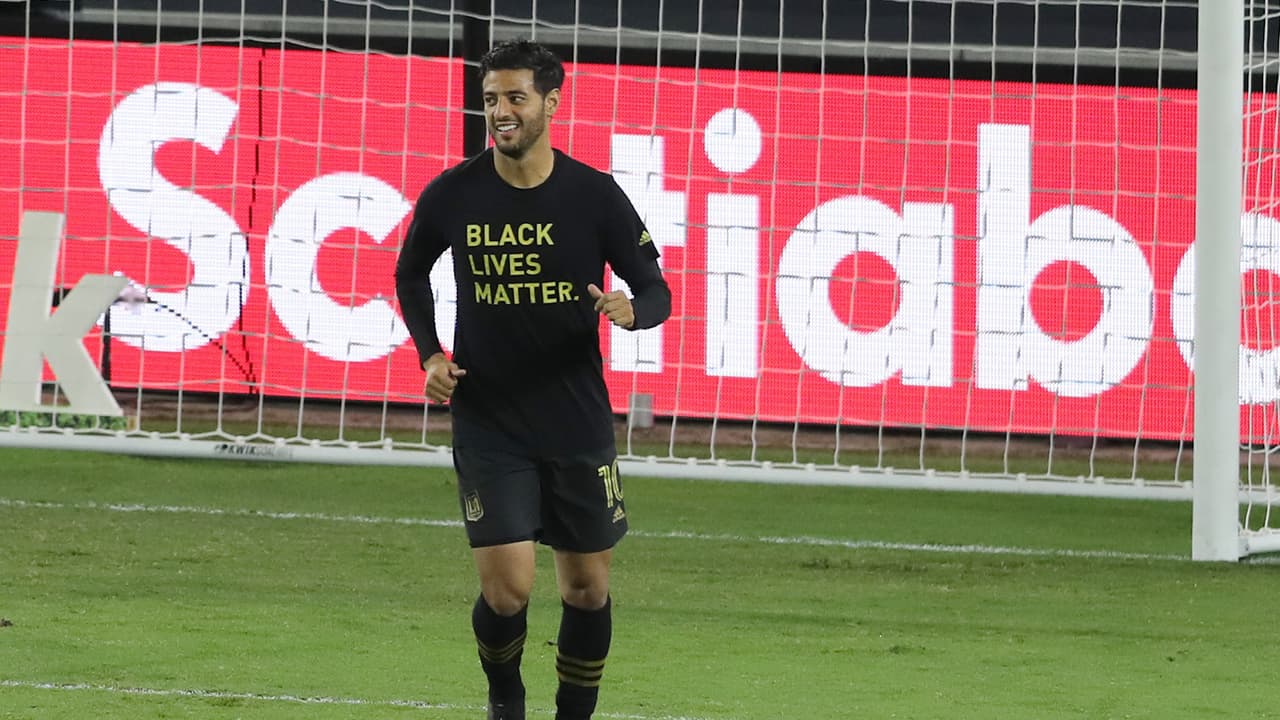 Carlos Vela llegará a los dos meses lesionado con LAFC esta temporada