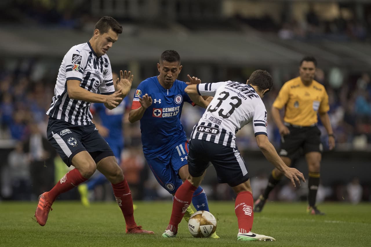 <b>Elías Hernández: 6. </b>Le faltó picardía, es un jugador rápido y simplemente no apareció. Las jugadas de peligro existieron cuando Monterrey estaba desordenado, pero ha sido su peor juego en Liguilla.