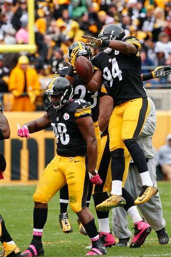 Defensiva y tercer quarterback lograron la victoria para los Steelers ante los Cardinals 25-13. Checa lo mejor del duelo.