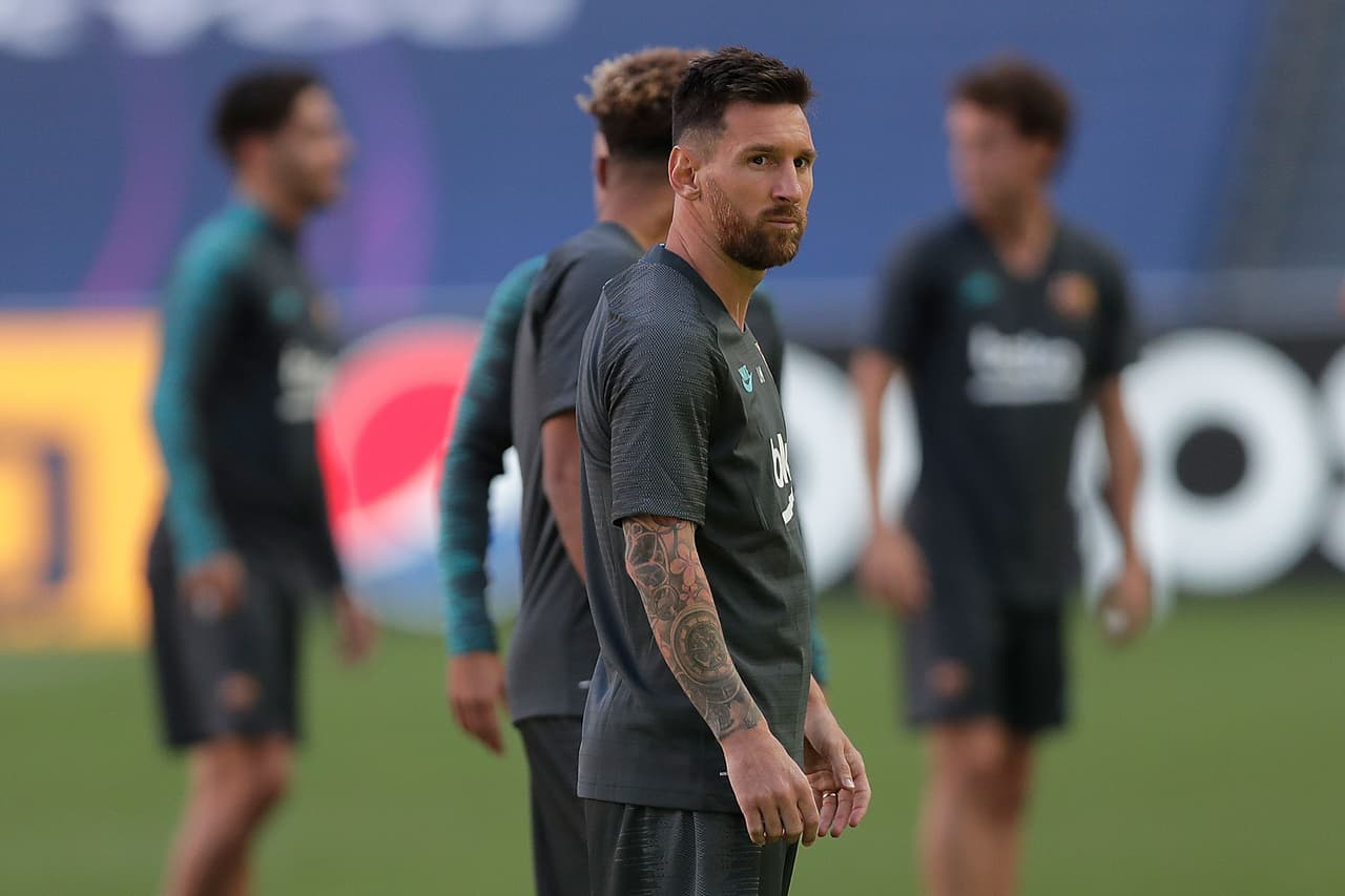 Seguidor del Stuttgart recauda fondos para fichar a Messi