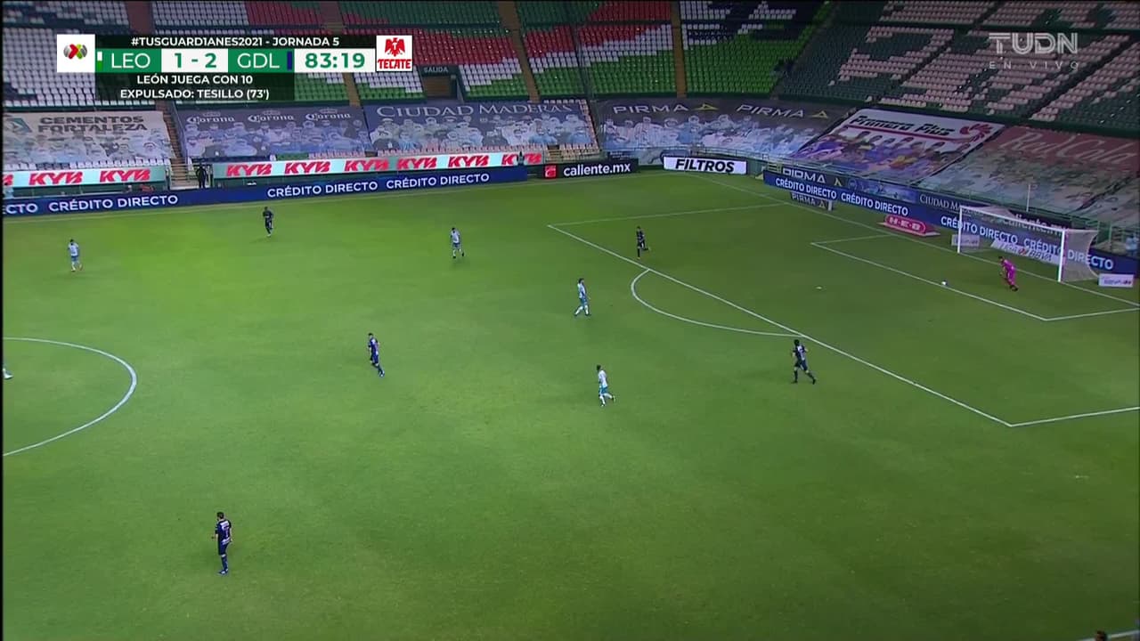 ¡GOOOL! Alejandro Mayorga anota para Guadalajara.