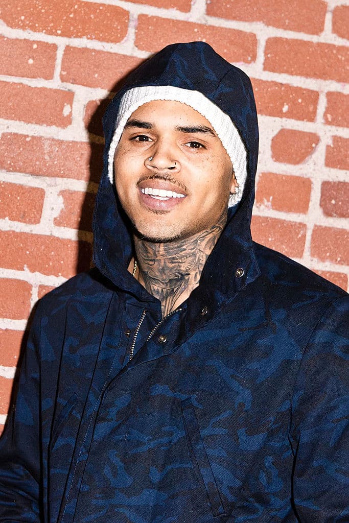 No es la primera vez que el cantante es acusado por este tipo de agresiones.