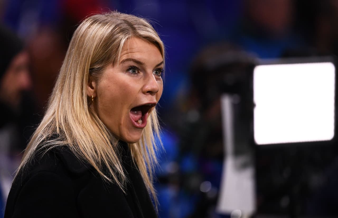Ni siquiera Ada Hegerberg, ganadora del Balón de Oro femenil, se quiso perder este partido al que miles de aficionados franceses y españoles asistieron. En el Parc OL había esperanza de una jornada especial de Champions League entre el Lyon y el Barcelona. La ida de los octavos de final prometió emociones en la grada y en el césped.