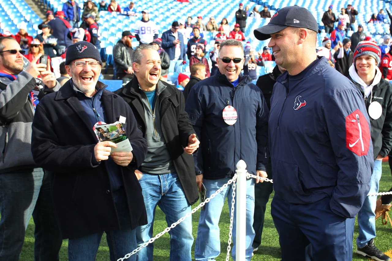 Ya en la Semana 13 de la NFL y los fans siempre presentes. ¡Checa lo mejor de ellos!