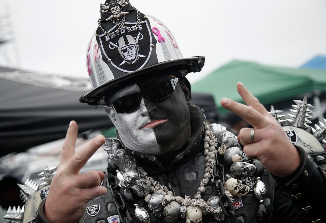 Ya en la Semana 13 de la NFL y los fans siempre presentes. ¡Checa lo mejor de ellos!