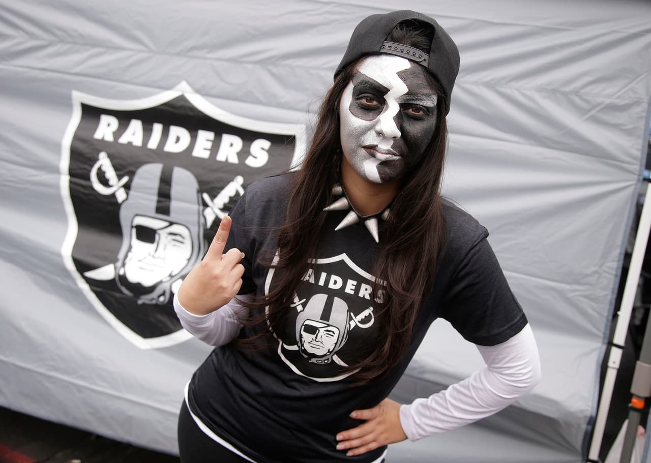 Ya en la Semana 13 de la NFL y los fans siempre presentes. ¡Checa lo mejor de ellos!