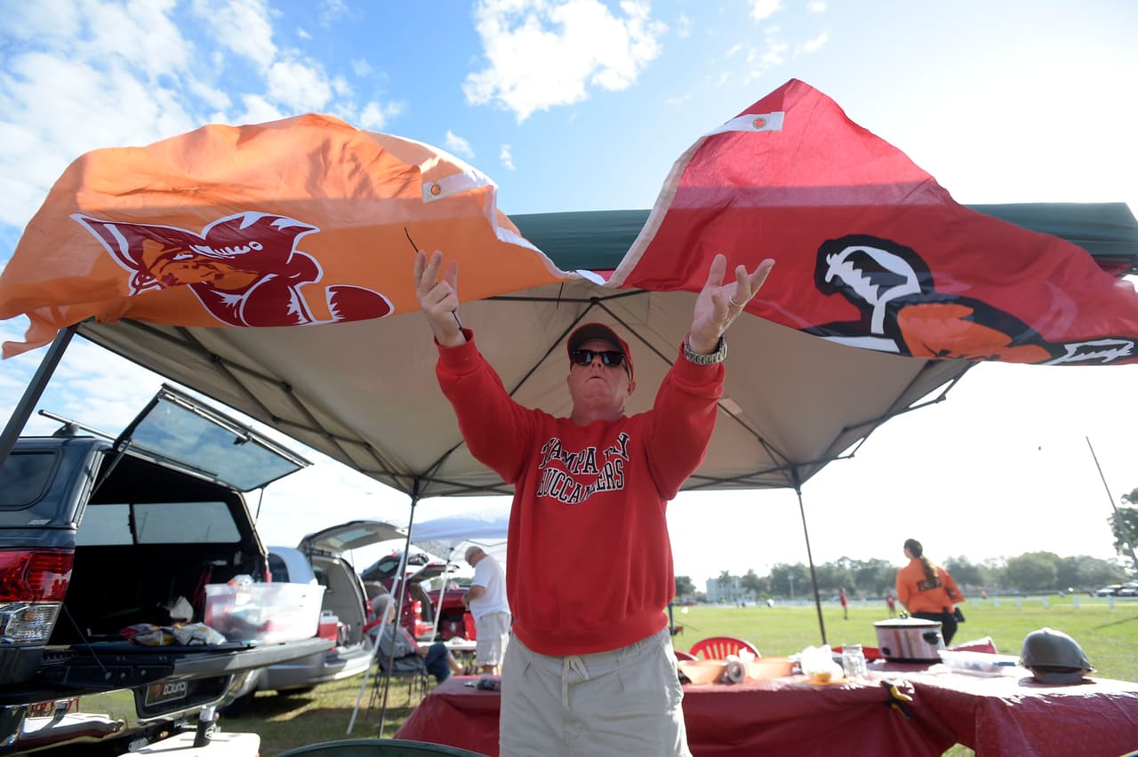 Ya en la Semana 13 de la NFL y los fans siempre presentes. ¡Checa lo mejor de ellos!