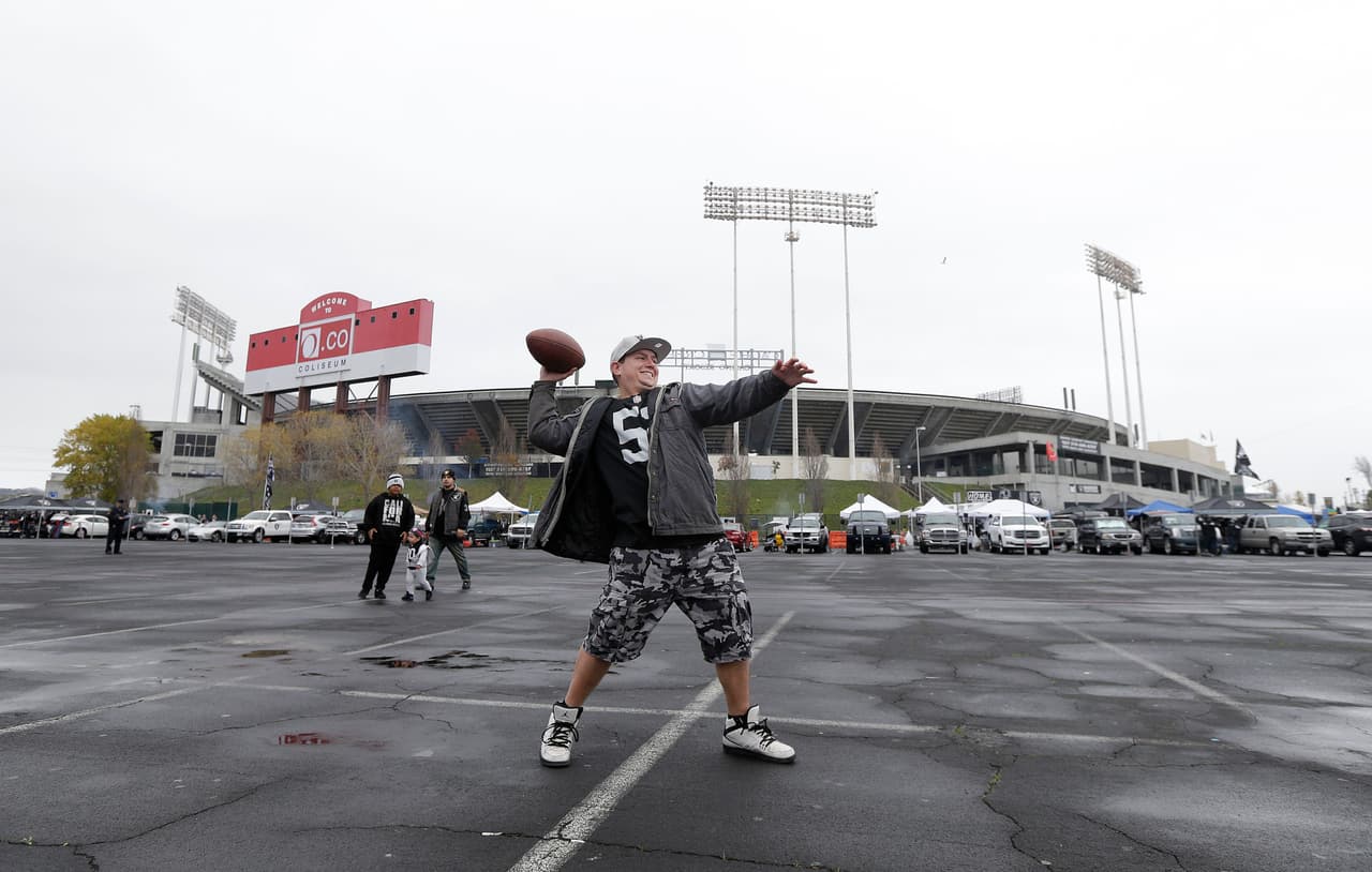 Ya en la Semana 13 de la NFL y los fans siempre presentes. ¡Checa lo mejor de ellos!