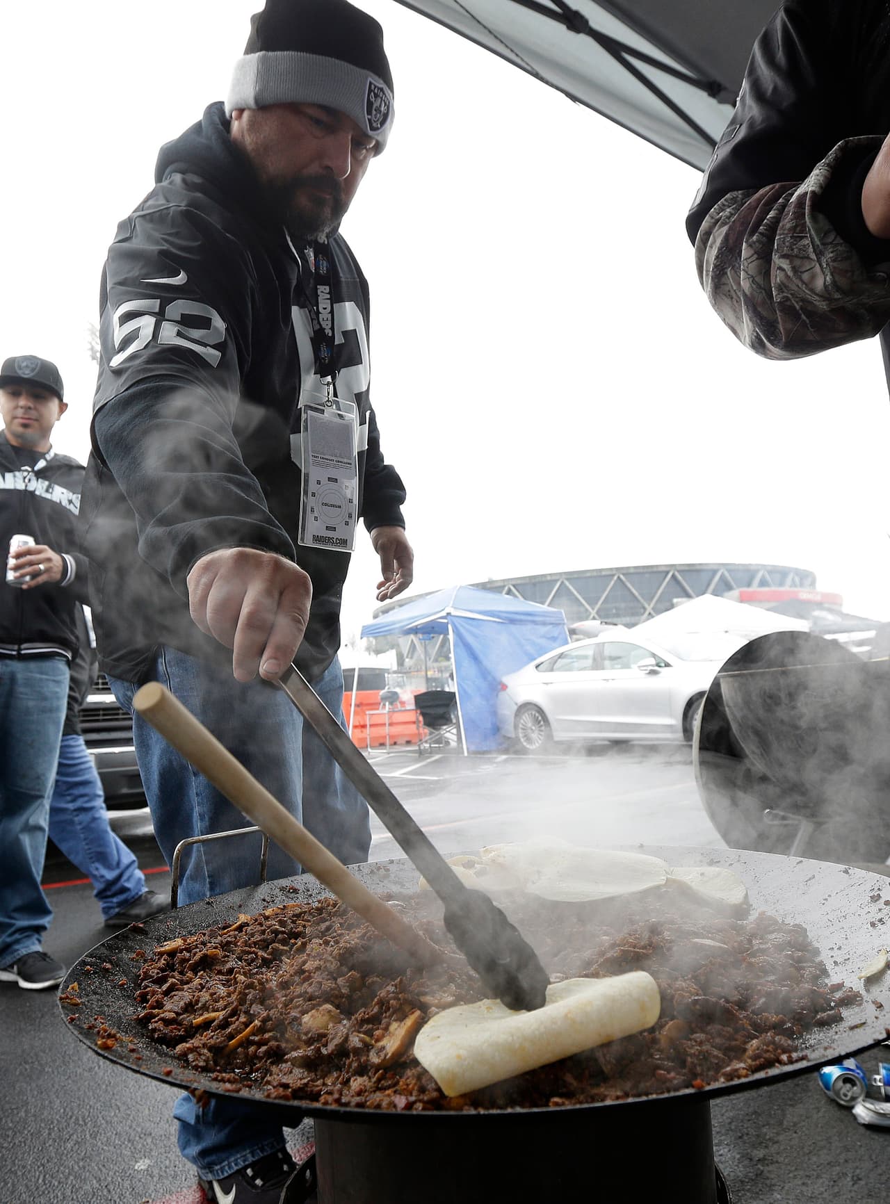 Ya en la Semana 13 de la NFL y los fans siempre presentes. ¡Checa lo mejor de ellos!