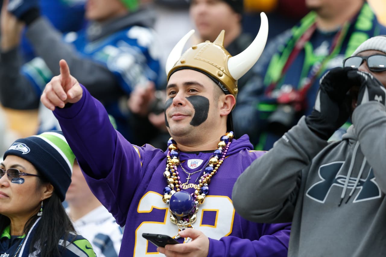 Ya en la Semana 13 de la NFL y los fans siempre presentes. ¡Checa lo mejor de ellos!