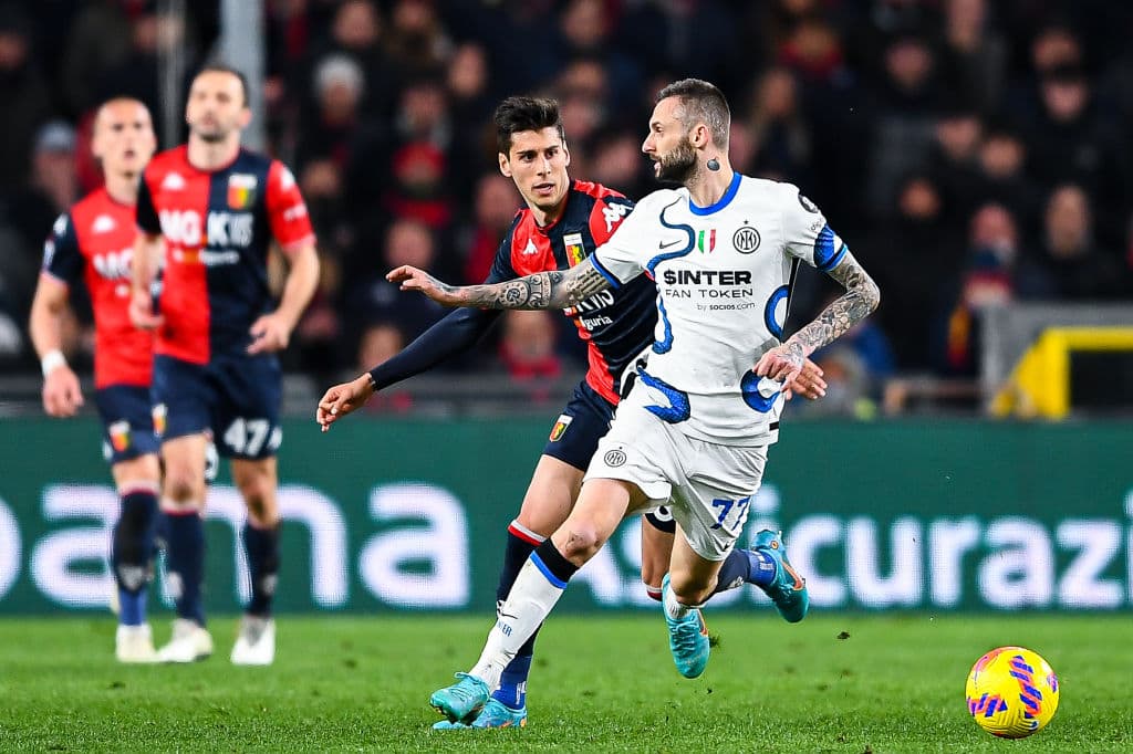 Milan empata 1-1 con el Udinese, Inter emapata 0-0 cp el Genoa y le dan la oportunidad al Napoli de poder cerrar la jornada como líder solitario de la competición.