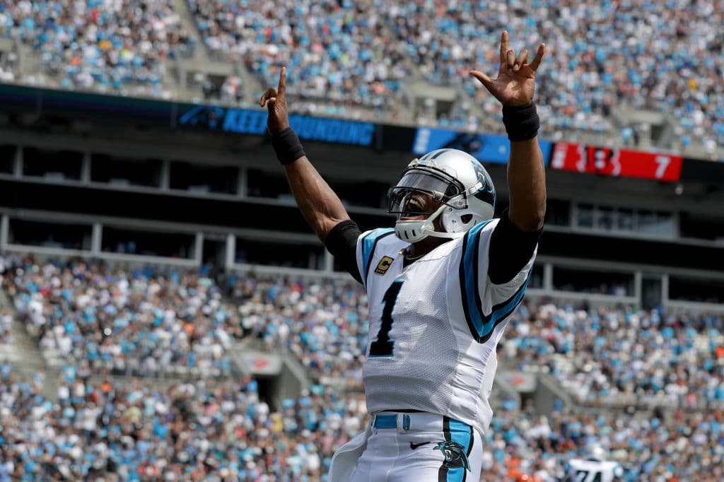7) 
<b>Carolina Panthers (2-1)</b>. Los números de Cam Newton en este inicio de temporada son los mejores desde su año de MVP (2015) e incluso va en ruta de mejorarlos, lo cual son buenas noticias para él.