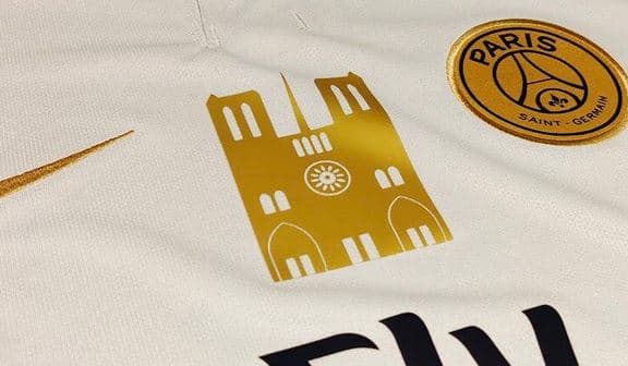 PSG vendería playera con imagen de Notre Dame