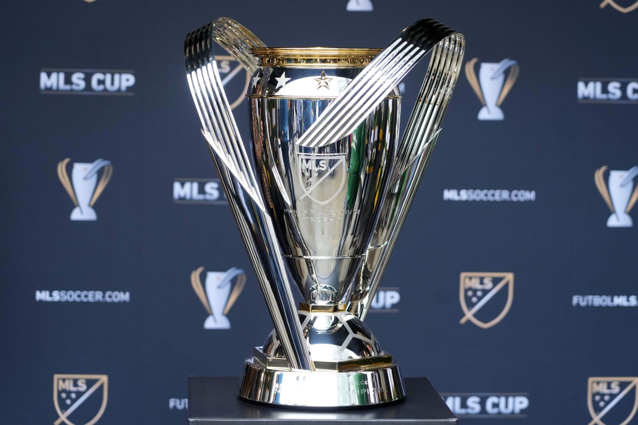 El trofeo de la MLS Cup.