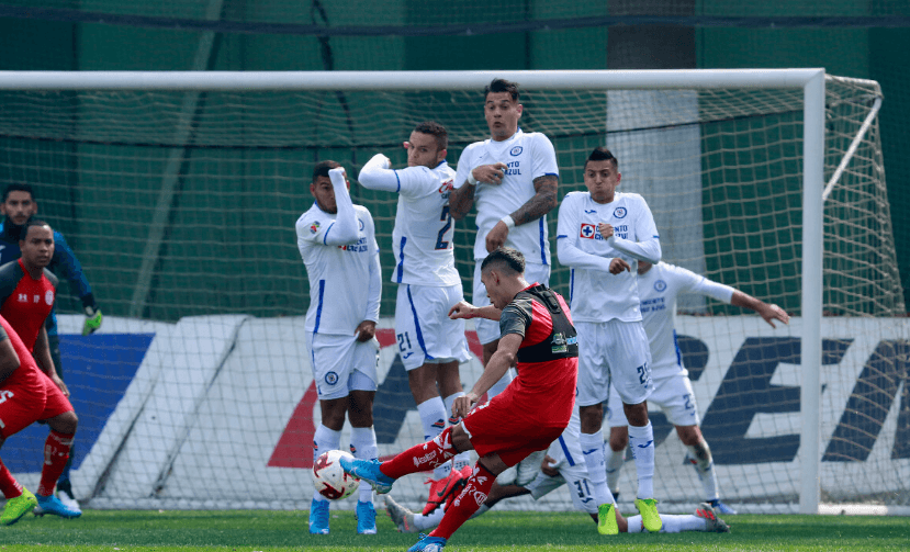 Cruz Azul culmina preparación con victoria ante Toluca