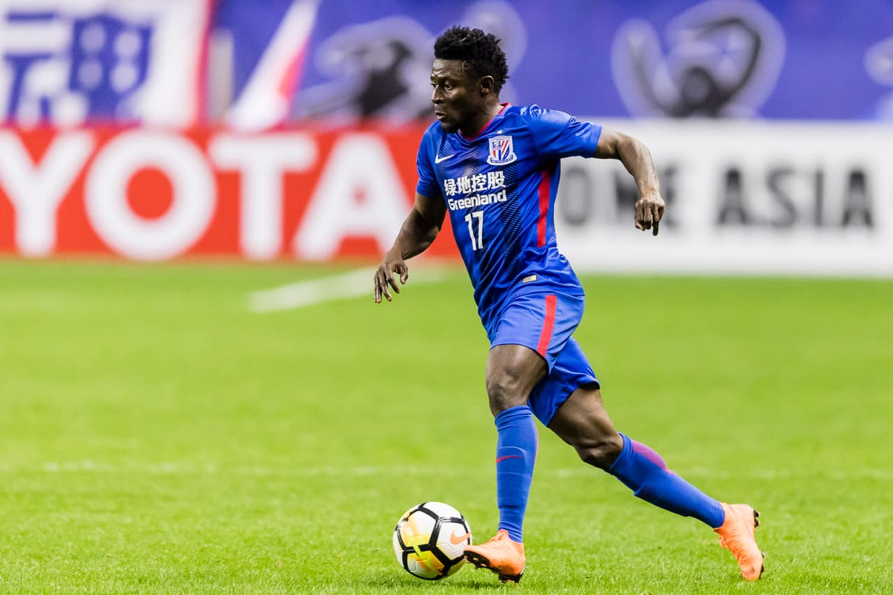 Obafemi Martins: aunque fue el goleador del Shanghai Shenhua en la pasada temporada, el nigeriano cerró su ciclo allí y a sus 34 años espera conseguir una oportunidad más. ¿Le abrirán las puertas de nuevo en la MLS?