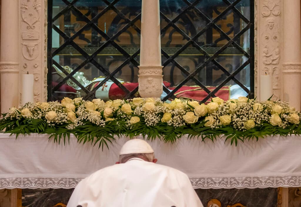 Por qué los funerales de Benedicto XVI han sido los más inusuales -y discretos- de un papa en casi 600 años