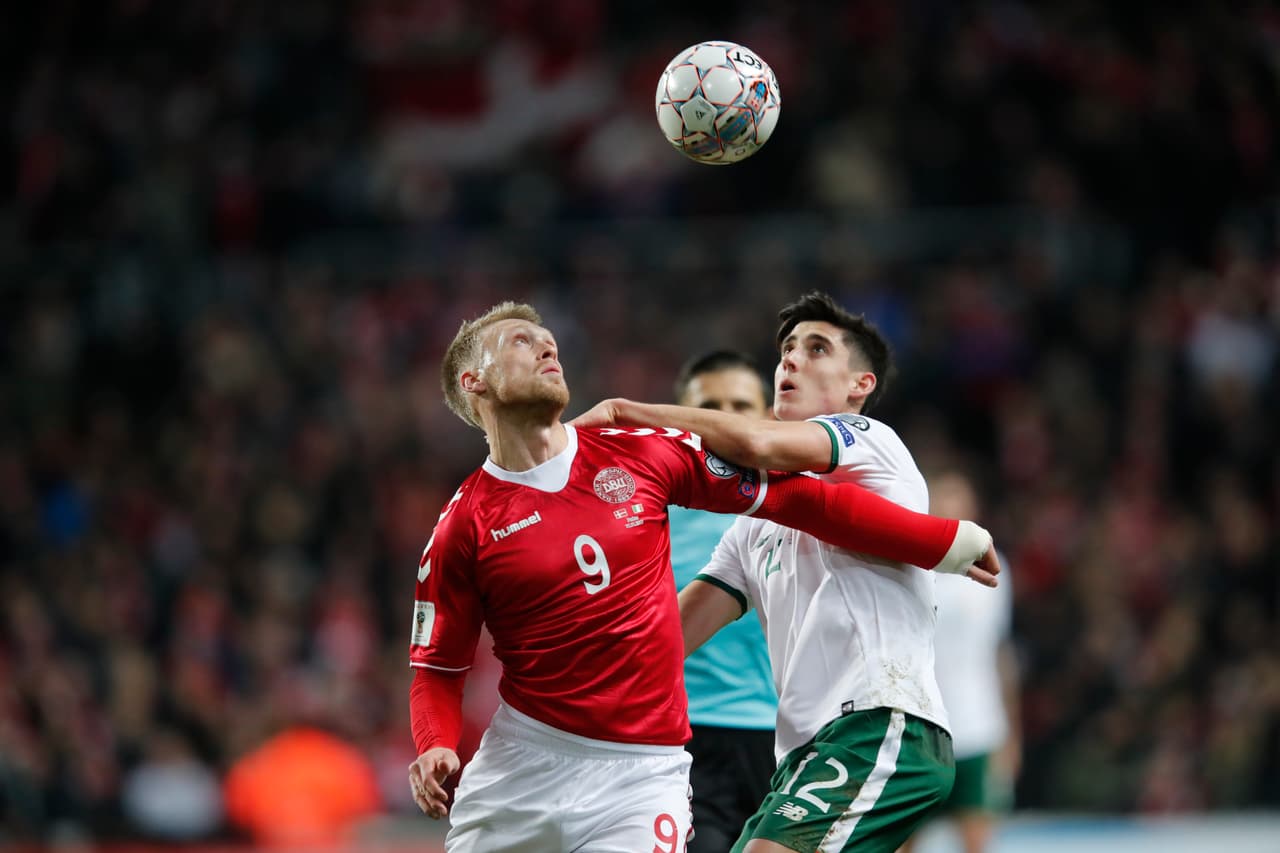 Jørgensen fue el delantero de referencia en el área para Dinamarca y se mantuvo peleando balones con toda la defensa.