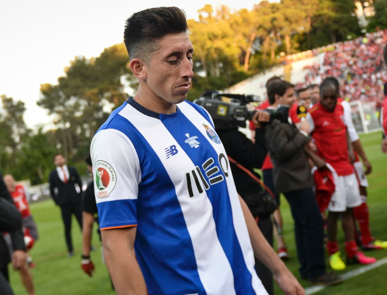 Héctor Herrera fue titular con el Porto