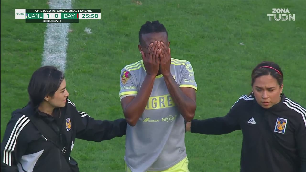 ¡No puede más! Uchenna Kanu tiene que salir por una lesión en la pierna