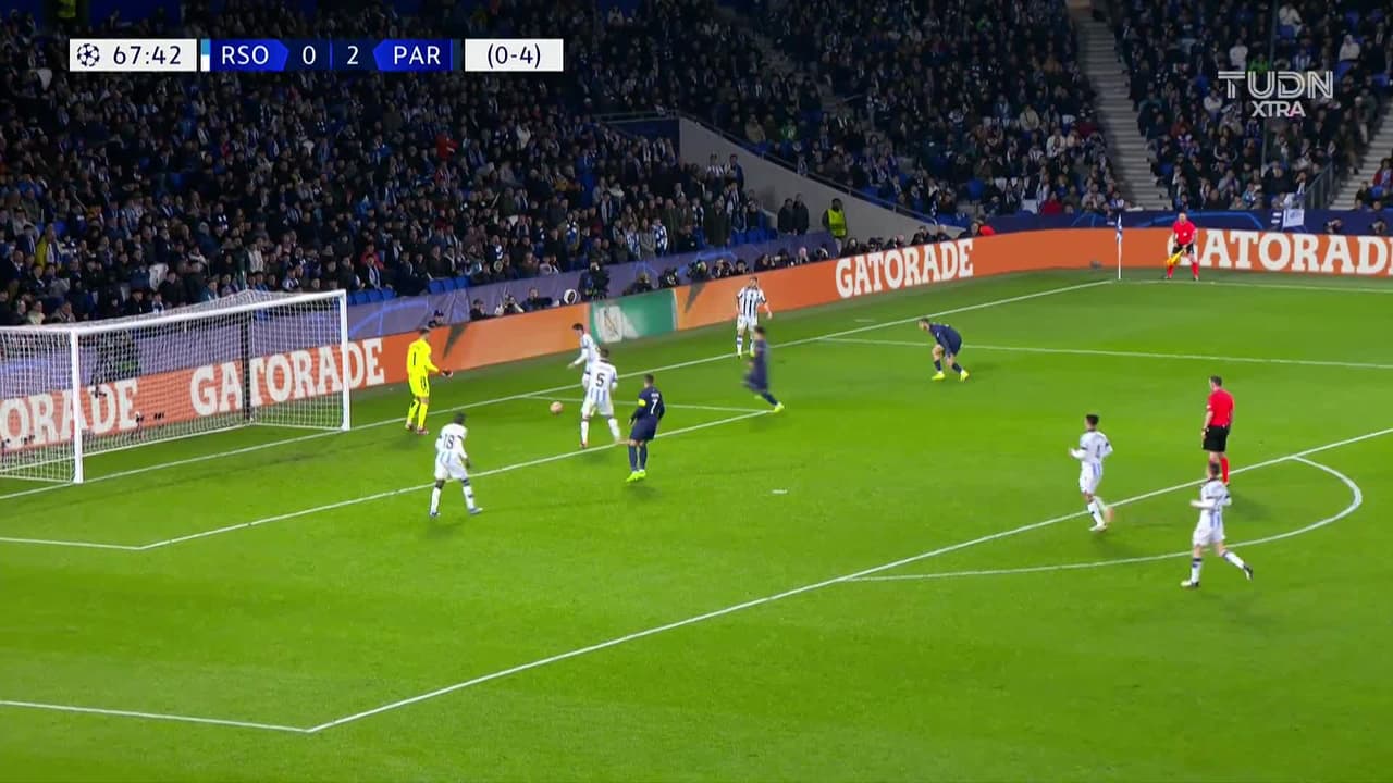 ¡TIRO ATAJADO! disparo por Achraf Hakimi.