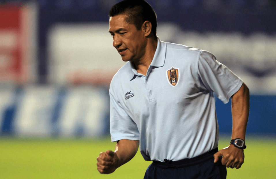 <b>San Luis vs León</b> | La Fiera ha ganado los dos partidos que se han enfrentado con marcador idéntico de 2-0 en el Apertura 2012 y Clausura 2013. Ignacio Ambriz es un viejo conocido de San Luis pues durante 2010 y 2011 dirigió al equipo potosino y únicamente en el Apertura 2010 calificó al equipo a Liguilla, pero cayó en Cuartos de Final.