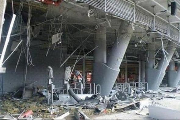 El estadio del Shakhtar Donetsk, el Donbass Arena, fue dañado por el bombardeo que recibió Ucrania. Los directivos del club, informaron que la parte impactada fue la noroeste, la cual sufrió graves daños y la destrucción de la fachada (Foto: Twitter).