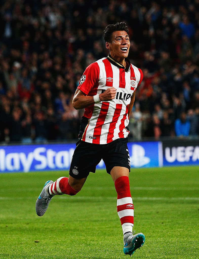 La solidez de Moreno y su fortaleza física, y futbolística deberán enseñar que está lo suficientemente maduro para tan importante competencia.