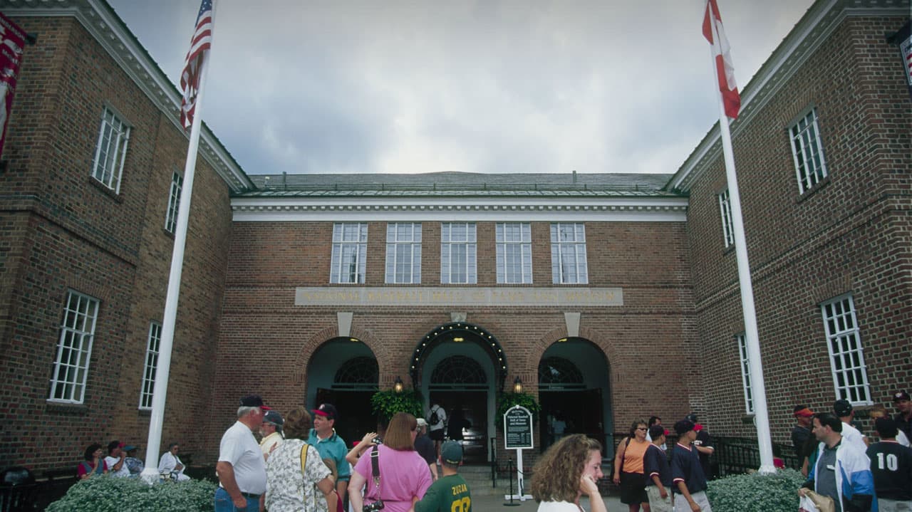 Cierran las puertas del Salón de la Fama y Museo del Beisbol