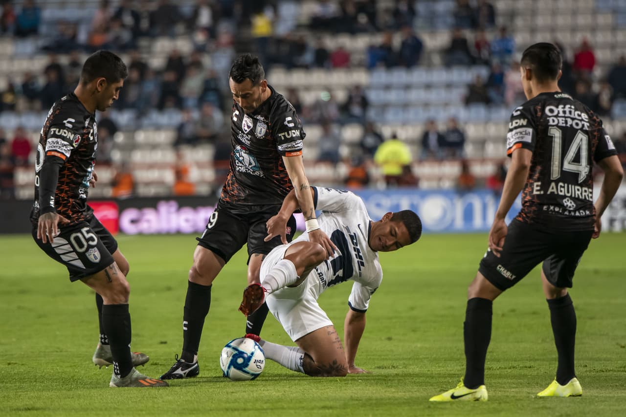 Roberto de la Rosa de 19 años fue el héroe de los hidalguenses con su doblete.